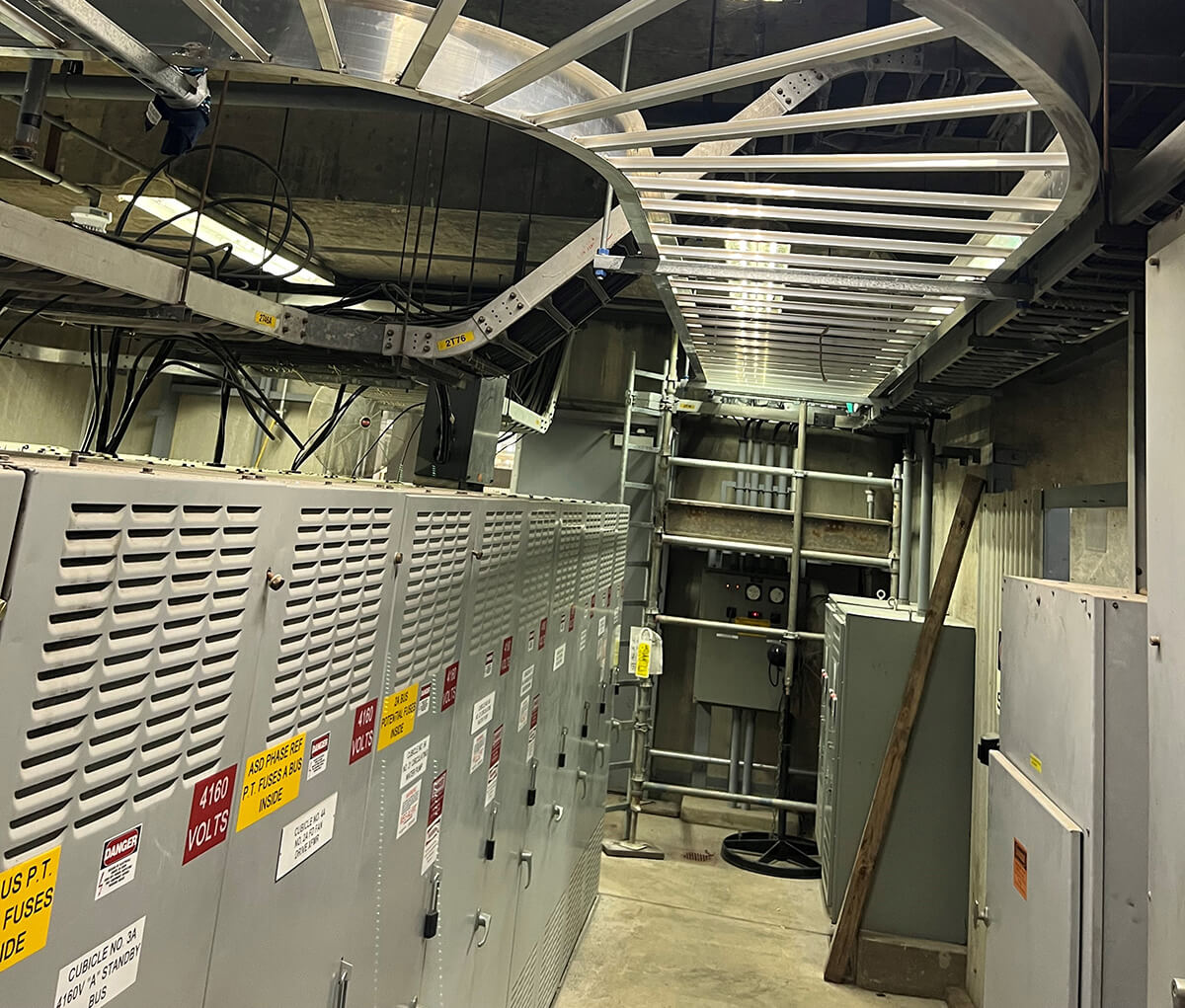 Installation of electrical DCS control boxes
